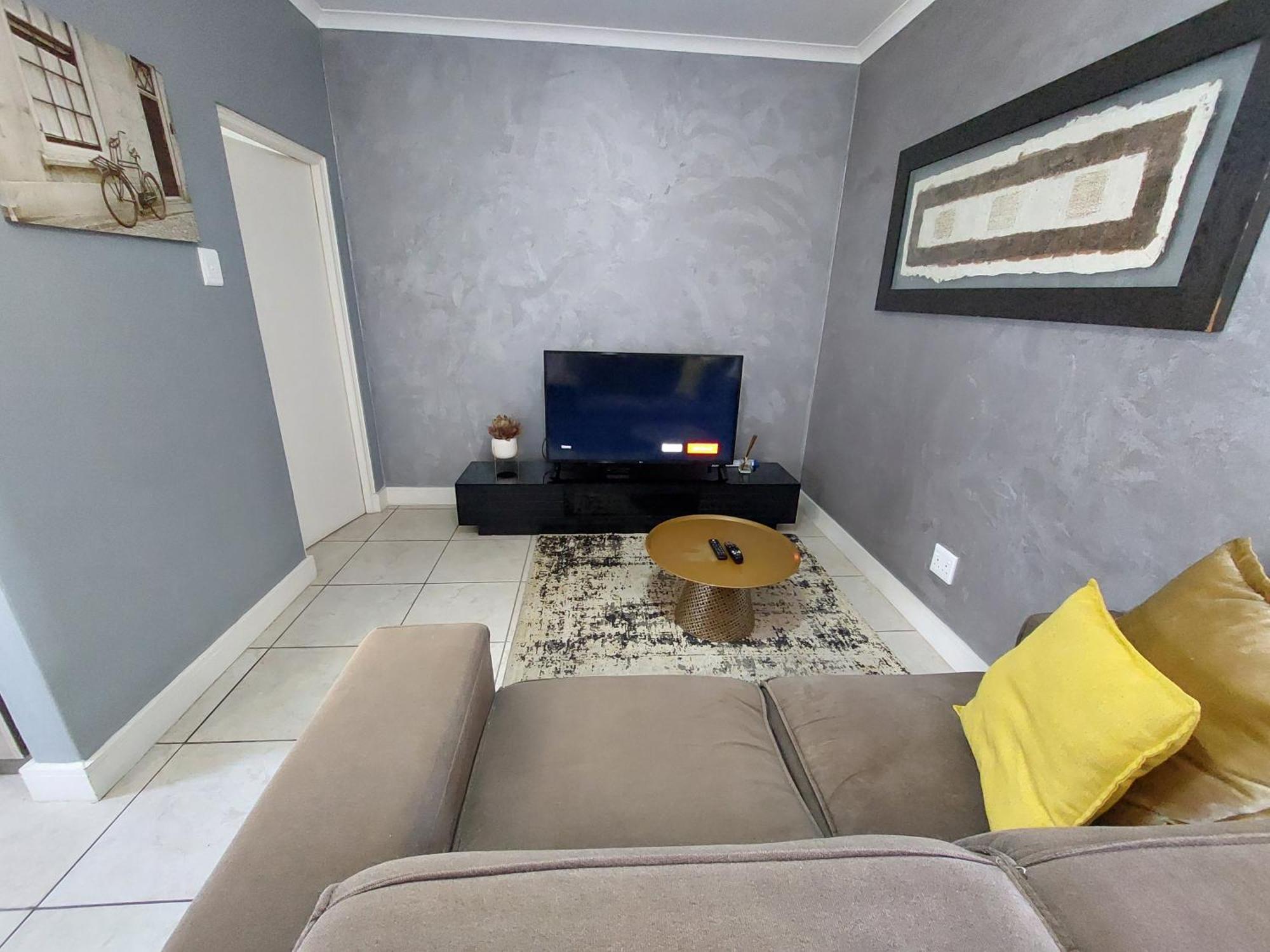 Zwelakho Furnished Apartments The Cube ヨハネスブルグ エクステリア 写真