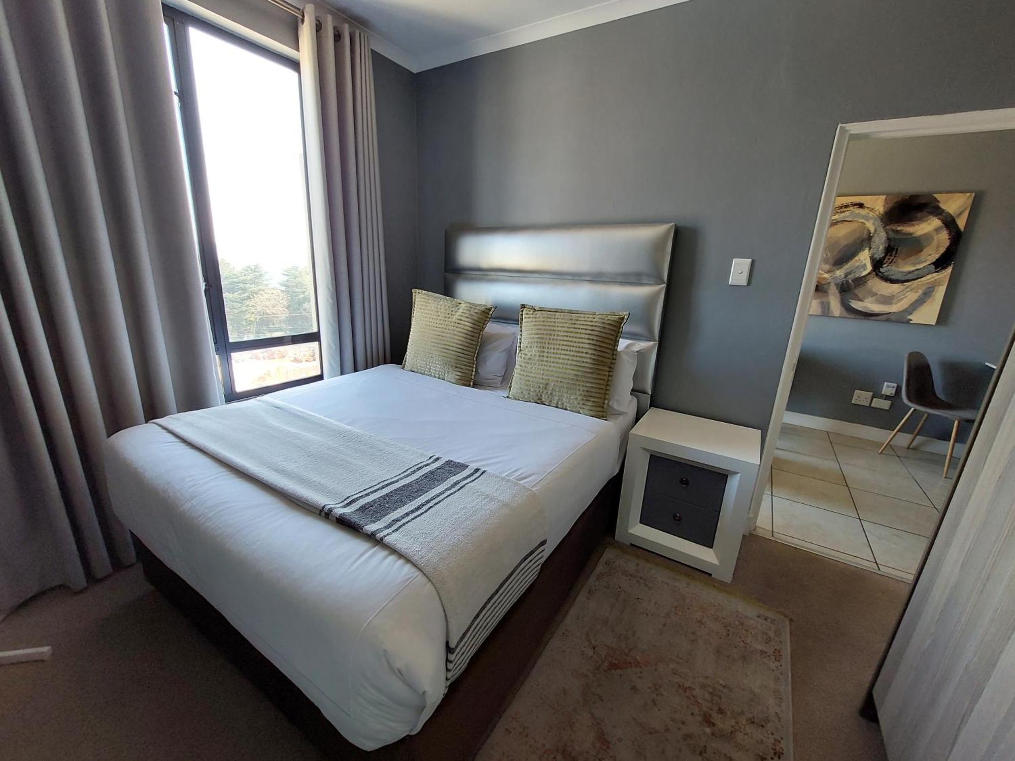 Zwelakho Furnished Apartments The Cube ヨハネスブルグ エクステリア 写真